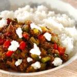 「キーマカレーとドライカレーの違いを徹底解説！その魅力と特徴を比べてみた」
