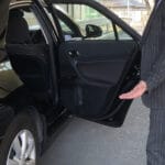「ハイヤーとタクシーの違いを徹底解説！あなたに合った移動手段はどれ？」