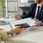「ビザと在留資格の違いを徹底解説！正しい知識でスムーズな日本生活を実現」