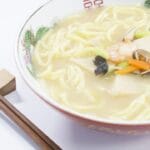 ちゃんぽん と ラーメン の 違い：具材やスープの特徴を徹底解説！