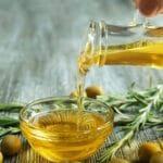 玄米油と米油の違い：健康効果や使用方法を徹底比較！